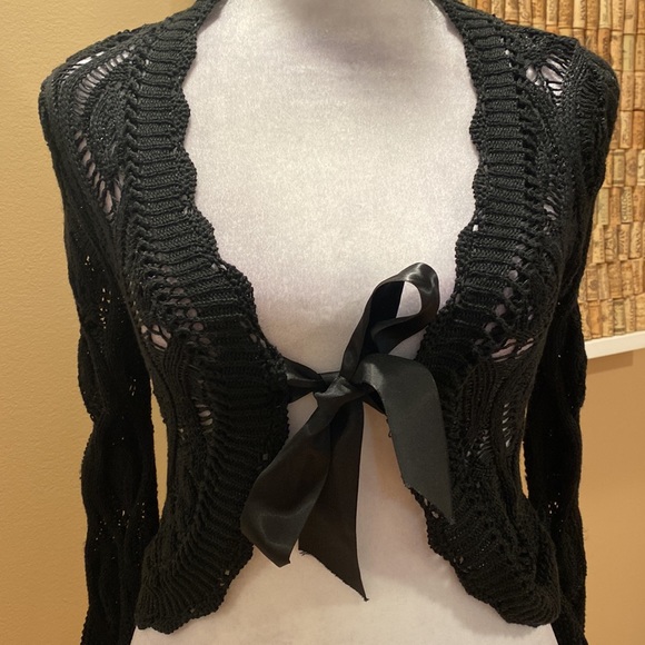 Le Chat Paris. Short Black Open Knit Cardigan with Satin Bow for Closure - Picture 3 of 12